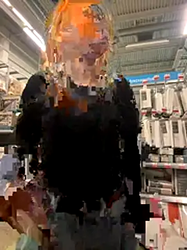 Snapshot of _Little_Ginger chatting on December 2025 03:13:02 AM Little Ginger online show from December 2025 03:13:02 AM