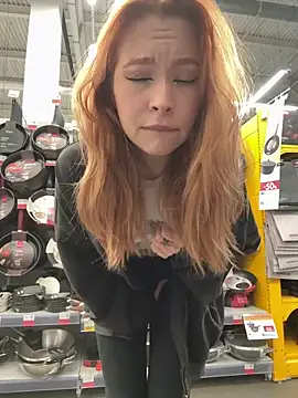 Snapshot of _Little_Ginger chatting on February 2026 03:00:02 AM Little Ginger online show from February 2026 03:00:02 AM