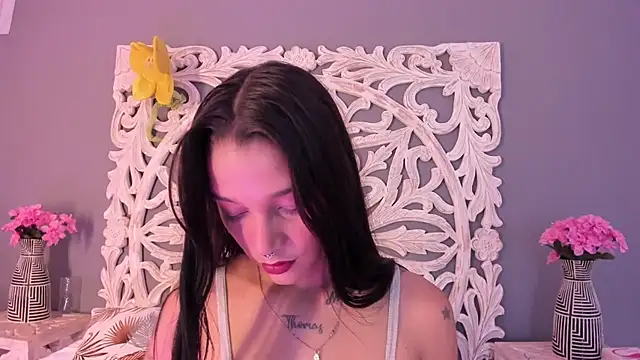 loraineblake online show from February 2026 12:58:02 PM