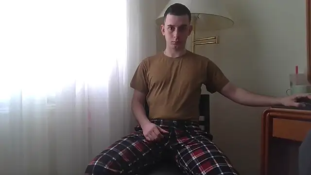 Snapshot of Tommy_Lidds chatting on February 2026 01:18:02 PM Tommy Lidds online show from February 2026 01:18:02 PM