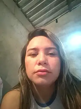 Snapshot of Charlott_smi chatting on January 2026 05:07:02 PM Charlott smi online show from January 2026 05:07:02 PM