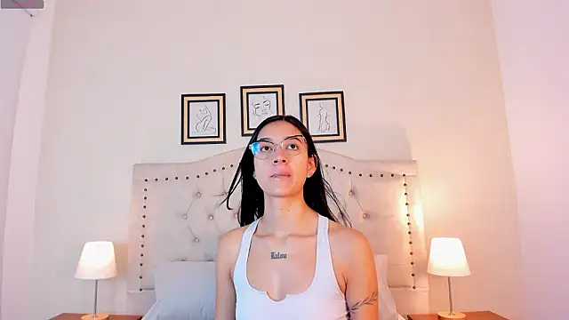 Snapshot of sara_stonems chatting on January 2026 12:20:02 PM sara stonems online show from January 2026 12:20:02 PM