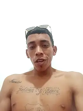 Snapshot of Shantalys_beauty_queen chatting on February 2026 05:50:01 AM Shantalys beauty queen online show from February 2026 05:50:01 AM