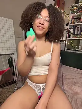 Snapshot of ollythegreat chatting on March 2026 03:01:01 AM ollythegreat online show from March 2026 03:01:01 AM