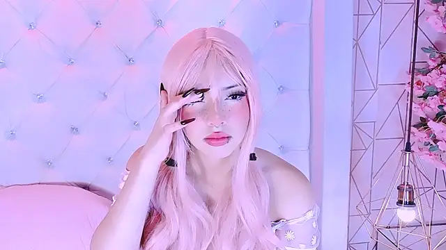 Snapshot of NamiMoon1 chatting on February 2026 01:50:02 PM NamiMoon1 online show from February 2026 01:50:02 PM