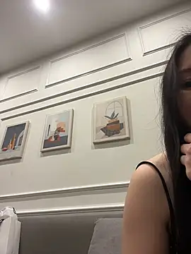 Lucy79xx online show from February 2026 01:14:01 PM