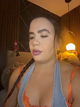 Snapshot of ValentinaEliot chatting on December 2025 01:33:02 AM ValentinaEliot online show from December 2025 01:33:02 AM