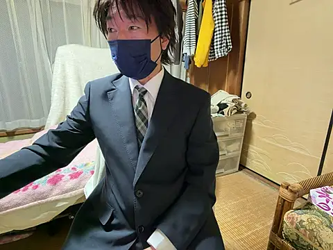 Snapshot of Hirokazu_12 chatting on February 2026 10:47:02 AM Hirokazu 12 online show from February 2026 10:47:02 AM