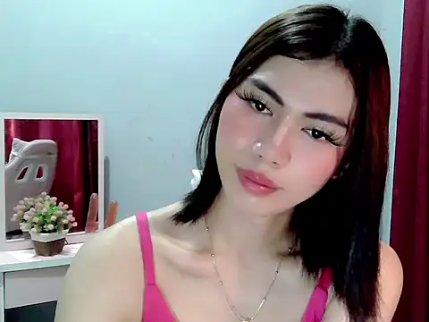 Snapshot of Ur_hottestdella chatting on February 2026 06:53:02 AM Ur hottestdella online show from February 2026 06:53:02 AM