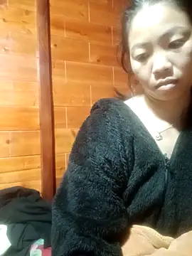 Snapshot of Amiluli chatting on January 2026 10:13:02 PM Amiluli online show from January 2026 10:13:02 PM