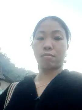 Snapshot of Amiluli chatting on January 2026 10:30:01 AM Amiluli online show from January 2026 10:30:01 AM