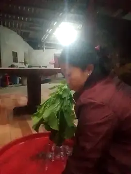 Snapshot of Amiluli chatting on January 2026 01:04:01 PM Amiluli online show from January 2026 01:04:01 PM