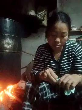 Snapshot of Amiluli chatting on February 2026 01:59:02 AM Amiluli online show from February 2026 01:59:02 AM