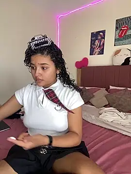 ladulcemary  online show from May 2026 08:17:02 PM