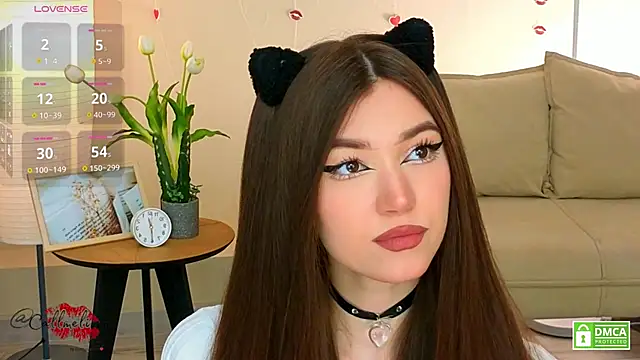 oliviaah  online show from March 2026 03:22:01 PM