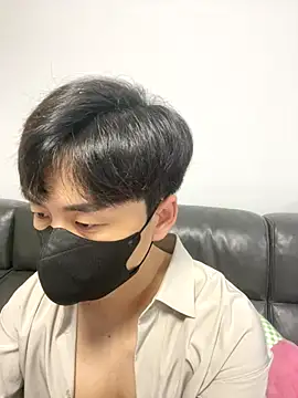 Snapshot of kimze7 chatting on December 2025 01:40:01 PM kimze7 online show from December 2025 01:40:01 PM