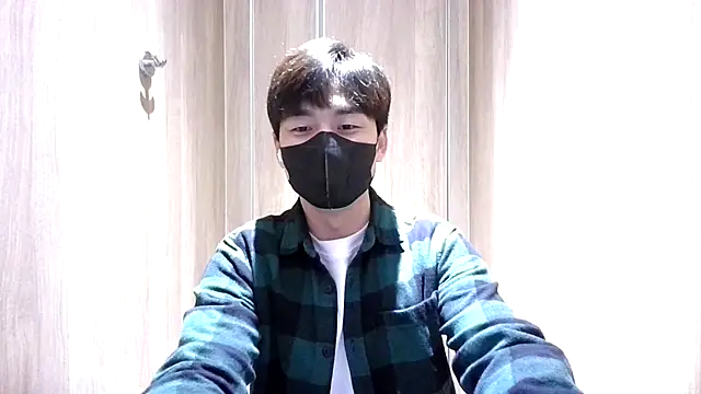 Snapshot of kimze7 chatting on January 2026 06:38:01 AM kimze7 online show from January 2026 06:38:01 AM