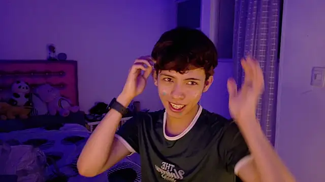 Dani Dancer online show from April 2026 01:28:02 AM