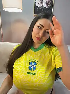 Snapshot of SecretSensuel chatting on June 2026 05:00:02 PM SecretSensuel online show from June 2026 05:00:02 PM