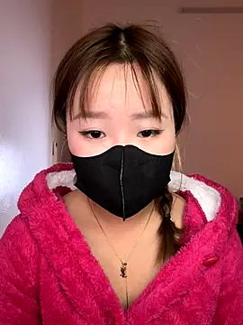 Snapshot of Miumeo20 chatting on December 2025 03:40:02 PM Miumeo20 online show from December 2025 03:40:02 PM