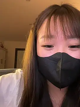 Snapshot of Miumeo20 chatting on February 2026 06:24:02 PM Miumeo20 online show from February 2026 06:24:02 PM