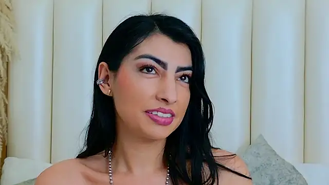 NinnaPiers online show from July 2026 11:27:01 AM