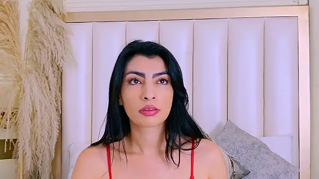 NinnaPiers online show from July 2026 11:39:02 AM