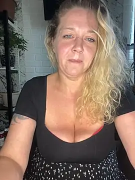 JenniferCarmen online show from July 2026 08:41:02 AM