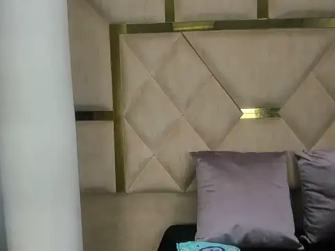 IssysLeBlanc online show from January 2026 03:01:02 AM