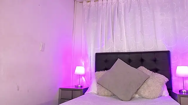 emma martiin online show from July 2026 05:00:02 PM