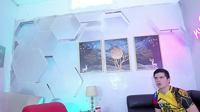 Snapshot of Alex_jeins_at chatting on February 2026 02:14:01 PM Alex jeins at online show from February 2026 02:14:01 PM