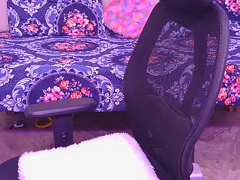 Snapshot of Hii_saru chatting on February 2026 06:20:01 AM Hii saru online show from February 2026 06:20:01 AM