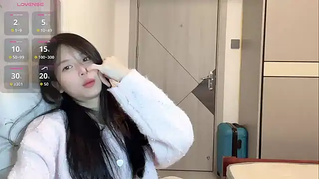 Snapshot of tiantian-160 chatting on April 2026 05:11:01 PM tiantian-160 online show from April 2026 05:11:01 PM