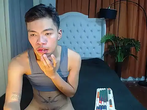 Snapshot of mike_cummer chatting on January 2026 03:43:02 AM mike cummer online show from January 2026 03:43:02 AM