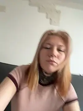 FionaMurr online show from July 2026 02:05:01 AM