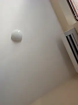 KissyDreis online show from February 2026 10:14:01 AM