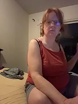 Lenaravenswood online show from April 2026 06:14:01 AM