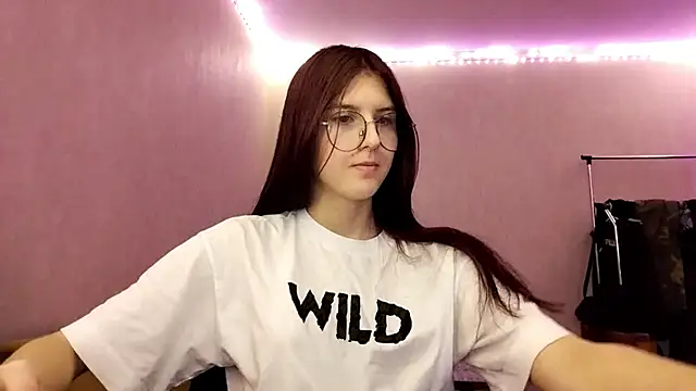 VictorinaMccorey online show from January 2026 01:04:02 PM