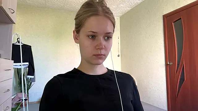 Snapshot of ZaidaSchwarten chatting on May 2026 05:16:02 AM ZaidaSchwarten online show from May 2026 05:16:02 AM