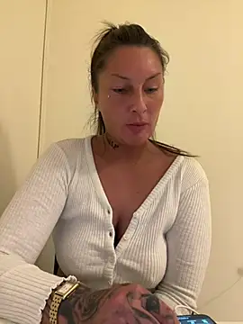 Snapshot of Dirtymind30 chatting on January 2026 06:34:02 PM Dirtymind30 online show from January 2026 06:34:02 PM