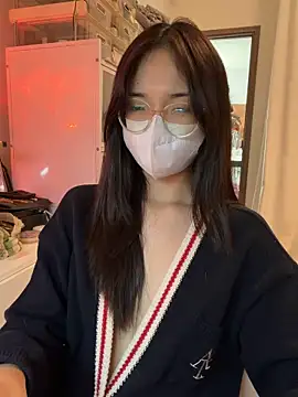 mimichannn99 online show from April 2026 09:28:02 AM