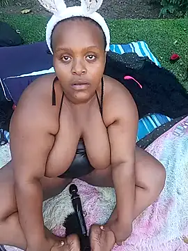 Snapshot of ChoklitBerryXX chatting on April 2026 03:31:02 PM ChoklitBerryXX online show from April 2026 03:31:02 PM