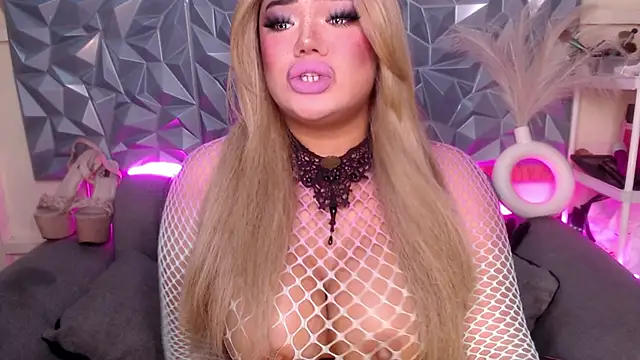 AlwaysHornyMia online show from January 2026 01:48:02 PM