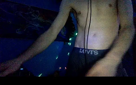 Snapshot of nutt_max chatting on December 2025 09:31:02 PM nutt max online show from December 2025 09:31:02 PM