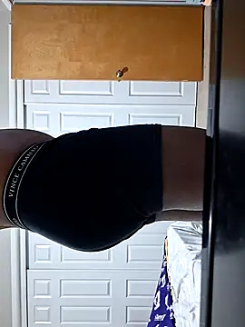 Snapshot of Rizzle9800 chatting on December 2025 12:56:01 PM Rizzle9800 online show from December 2025 12:56:01 PM