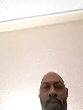 Snapshot of Rizzle9800 chatting on January 2026 08:27:02 AM Rizzle9800 online show from January 2026 08:27:02 AM