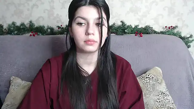 Snapshot of KisaModel chatting on February 2026 02:53:01 AM KisaModel online show from February 2026 02:53:01 AM