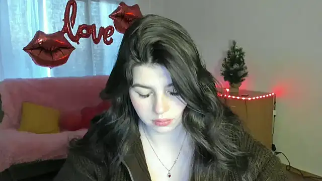 Snapshot of KisaModel chatting on February 2026 01:46:02 AM KisaModel online show from February 2026 01:46:02 AM