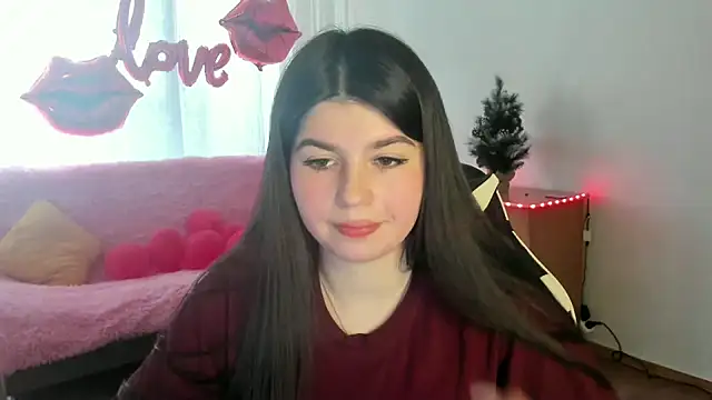 Snapshot of KisaModel chatting on February 2026 08:16:02 AM KisaModel online show from February 2026 08:16:02 AM