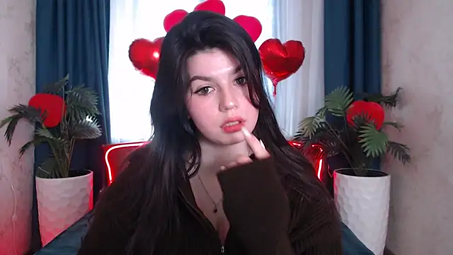 Snapshot of KisaModel chatting on February 2026 06:34:02 AM KisaModel online show from February 2026 06:34:02 AM